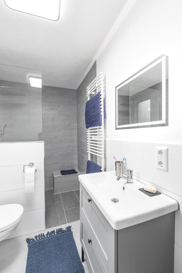 Exklusive Neubau-Ferienwohnung Mit Fernsicht Констанц Екстериор снимка